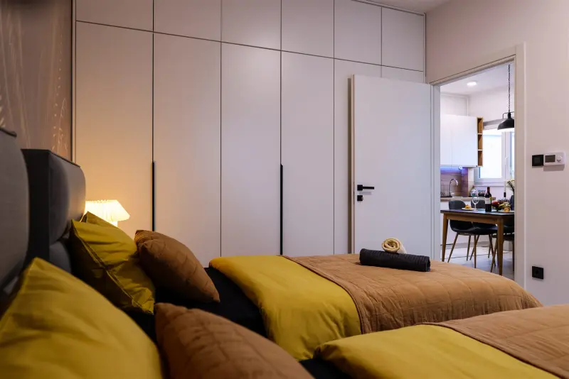 Apartment 4